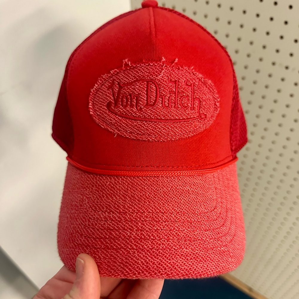 NWT! Von Dutch Red Trucker Hat